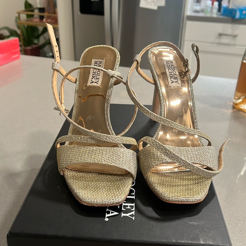 Badgley Mischka Heels Size 8